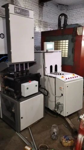 1600 BPH Pet Blowing Machine