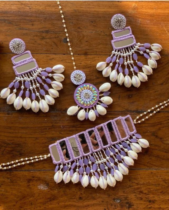 Ladies White & Lavender Mirror Necklace Set