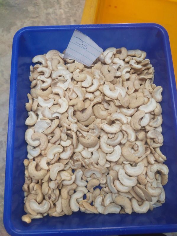 DS Cashew Nuts