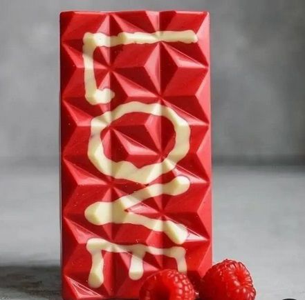 Dark Red Love Chocolate Bar