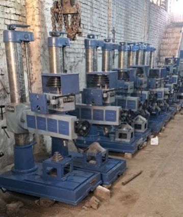 Radial 32 mm Pillar Drilling Machine