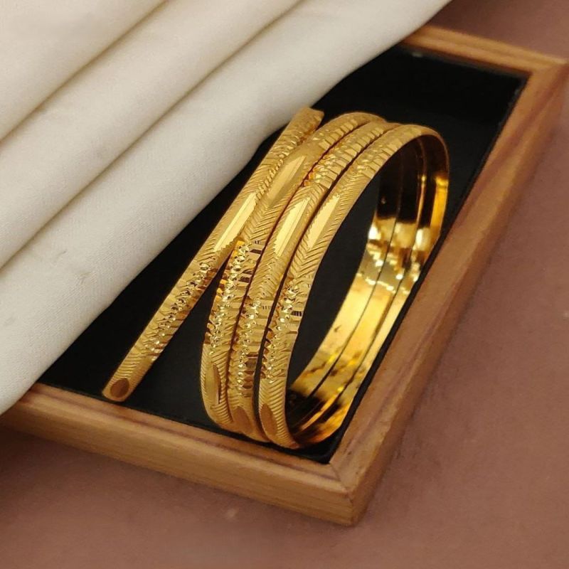 Kundan Bangles