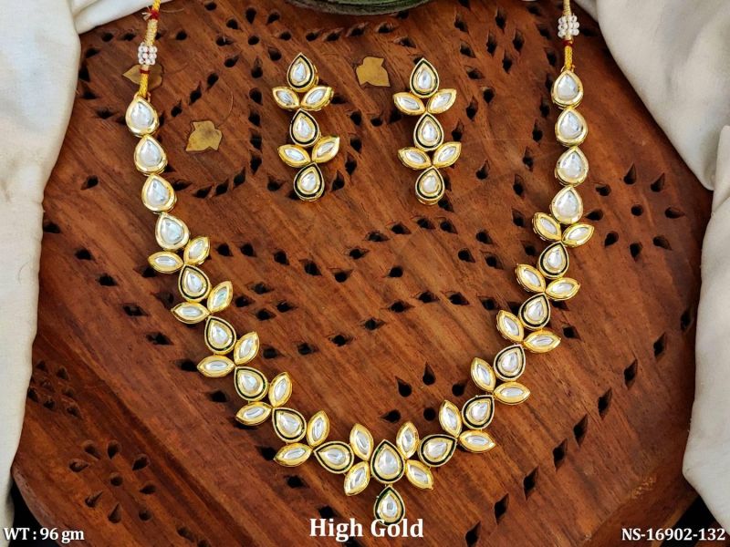 NS-16902-132 Kundan Necklace Set