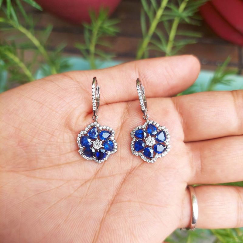 Ladies Blue Sapphire Diamond Earrings