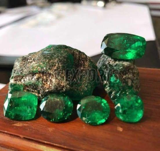 Tsavorite Gemstone