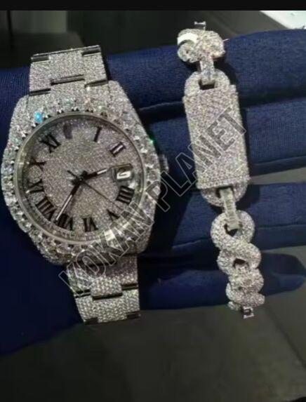 Luxury Mens Iced-Out Quartz Watch