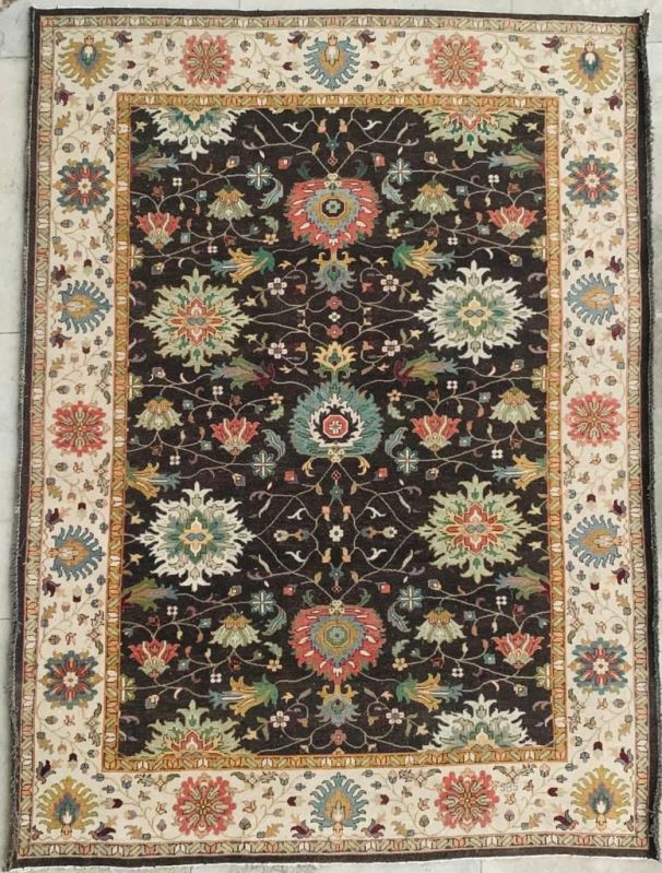 Royal Antique Heriz Rug