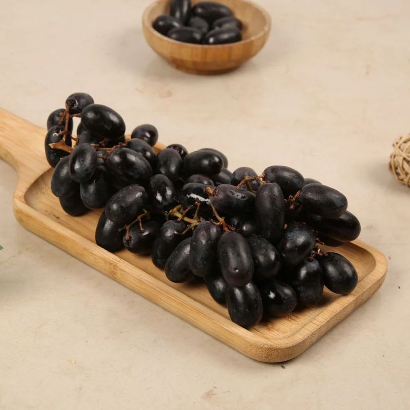 Fresh Black Grapes