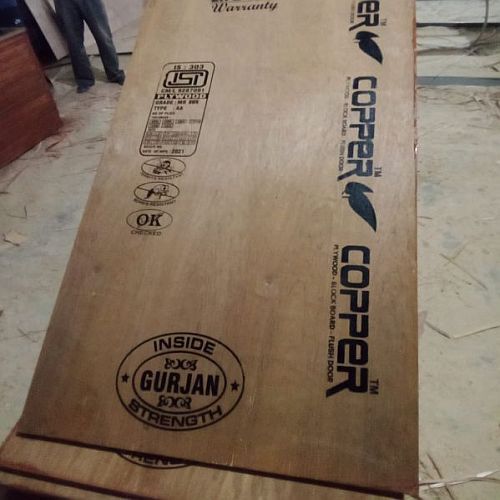 Gurjan Plywood Board