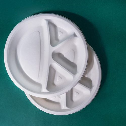 4 Compartment Round Bagasse Plates