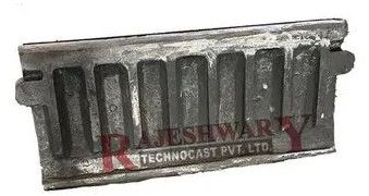 Crusher Machine Toggle Plate Casting