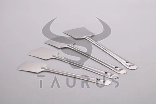 332mm X 76 mm Stainless Steel Roti Turner