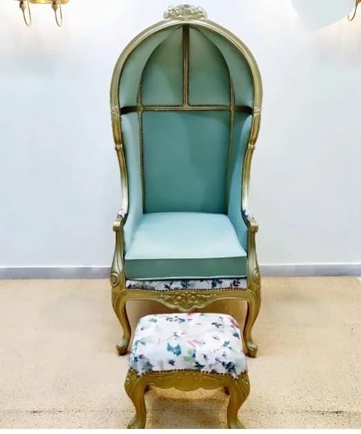 High Back Solid Wooden Balloon Chair