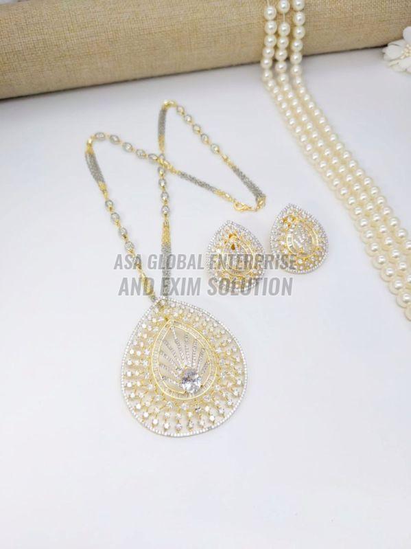 Ladies Brass Golden And Silver Designer Pendant Set