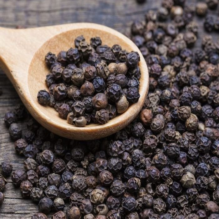 Dried Black Pepper Seeds