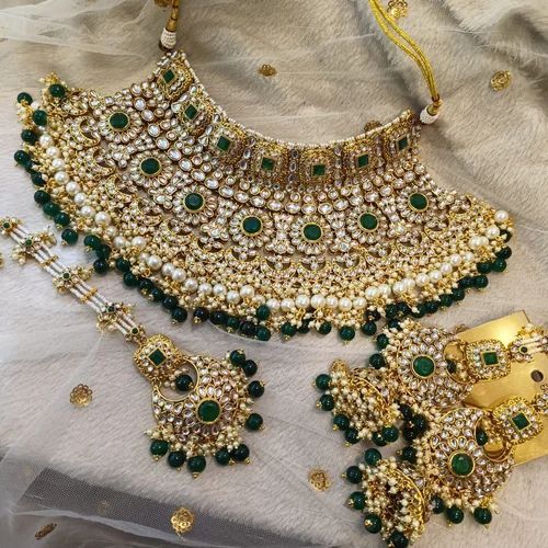 Ladies Party Wear Imitation Necklace Set