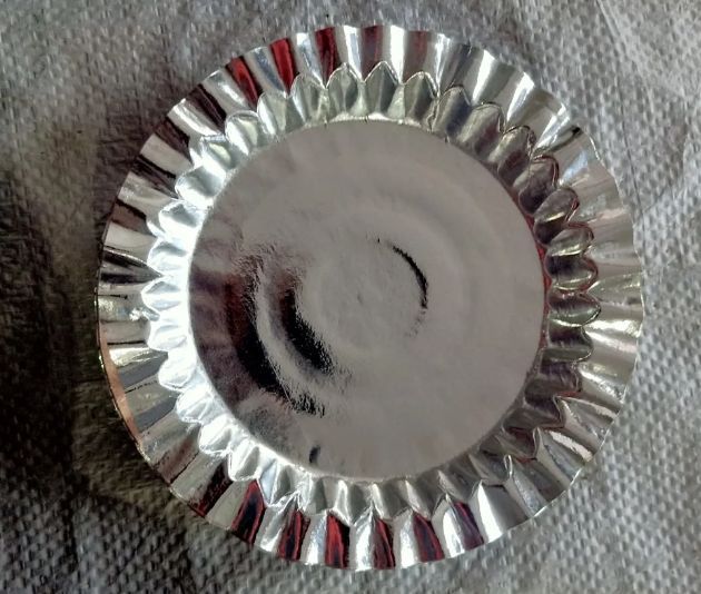 7 Inch Silver Diamond Paper Plate
