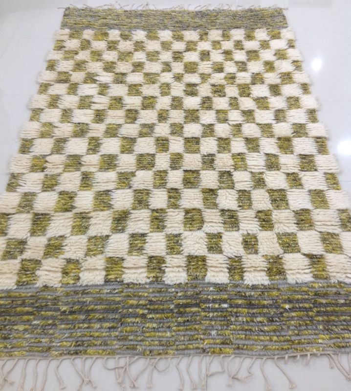 DSH-17-20 Green and White Semi Worsted New Zealand Wool Rug