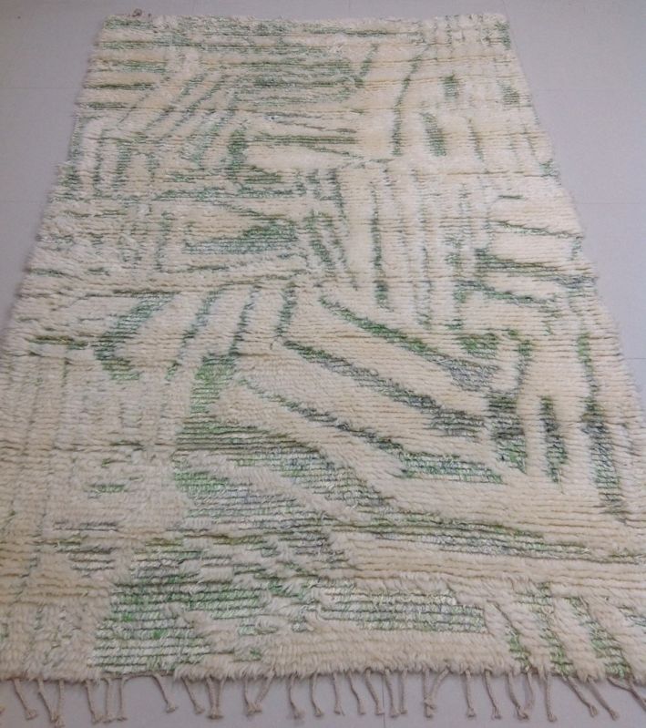 DSH-26-20 Rectangular Green and White Semi Worsted New Zealand Wool Rug
