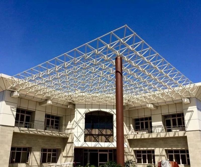 Steel Space Frame Structure Design for Mall Roof