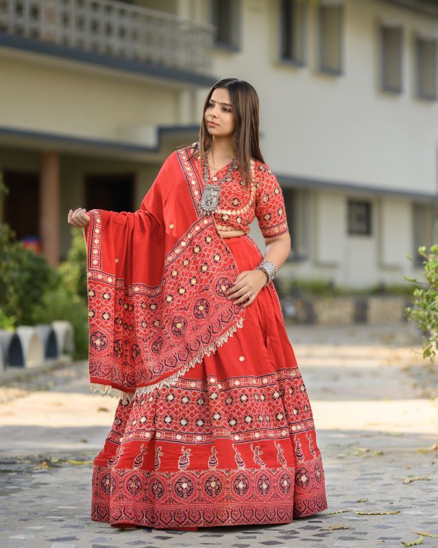 Women\'s Festive Embroidered Lehenga Choli