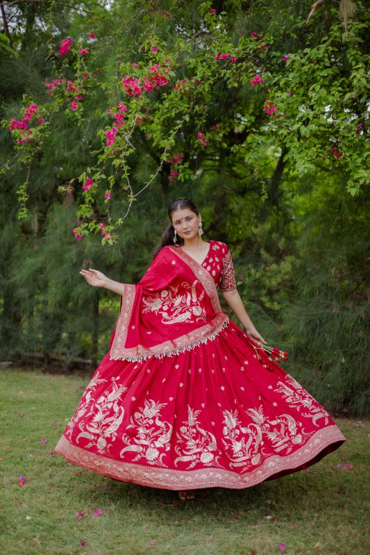 Women\'s Pink Embroidered Party Wear Silk Lehenga