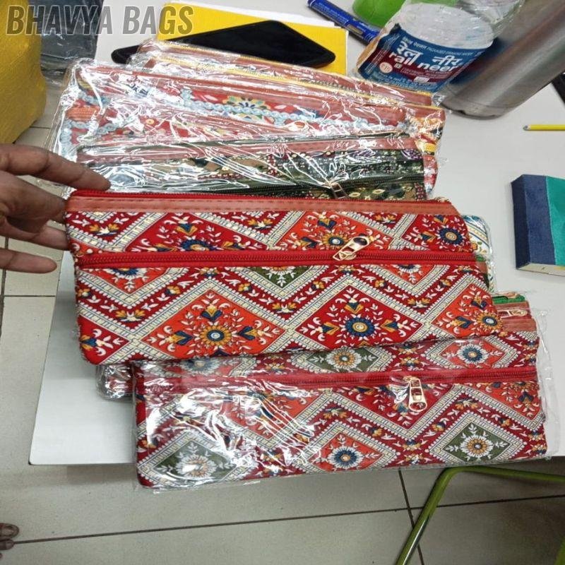 Printed Double Chain Pouch