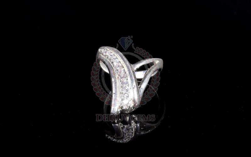 DG 0037 Ladies Silver Ring