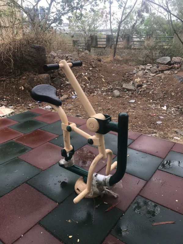 Outdoor Gym Equipments