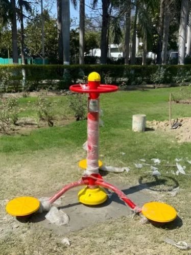 Mild Steel Outdoor Triple Twister