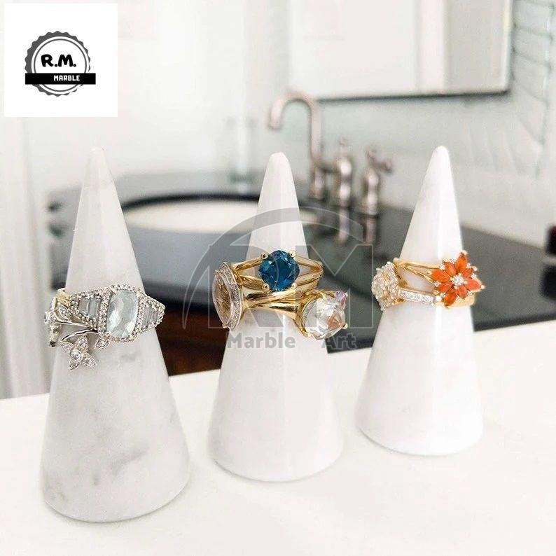 Bidasar Marble Ring Holder Cones