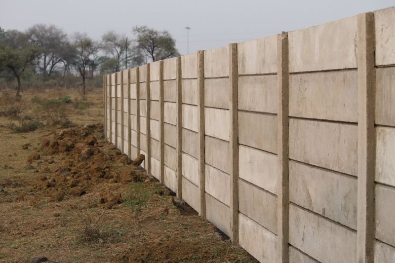 Pre-Stressed Concrete Precast Boundary Wall