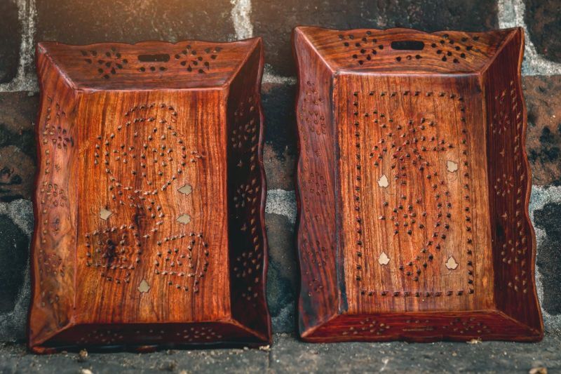 2 Set OF Portrayal Sheesham Wood Serving Tray