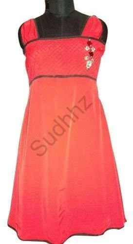 Ladies Red Party Wear Cotton Top