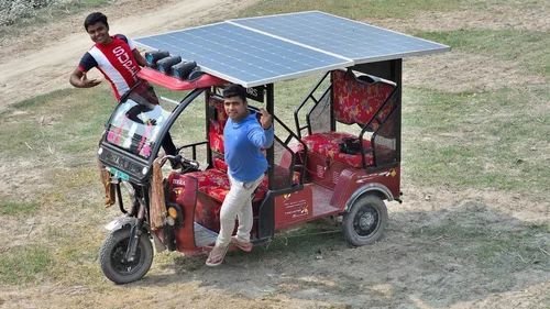 E Rickshaw Solar Roof Top Panel