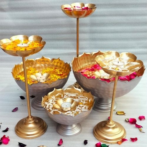 Golden Antique Metal Lotus Urli