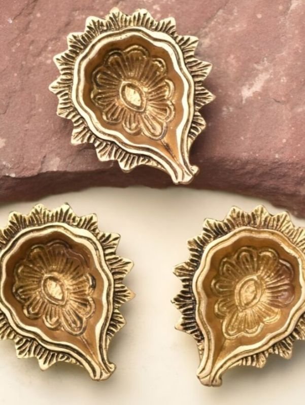 Metal Diya (Handcrafted)