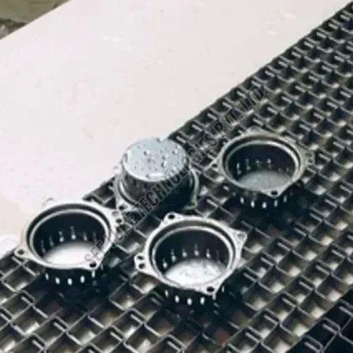 Solvent Free Metal Cleaner