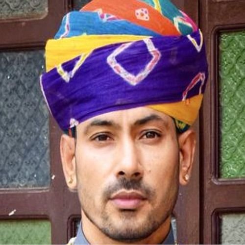 Gol Safa Tying Services