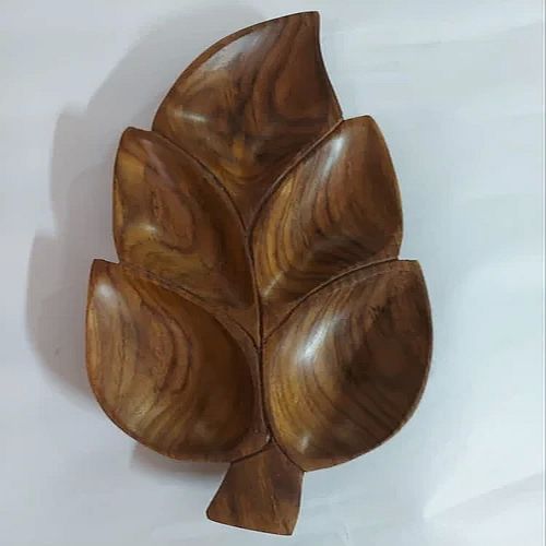 Leaf Design Wooden Dry Fruit Tray