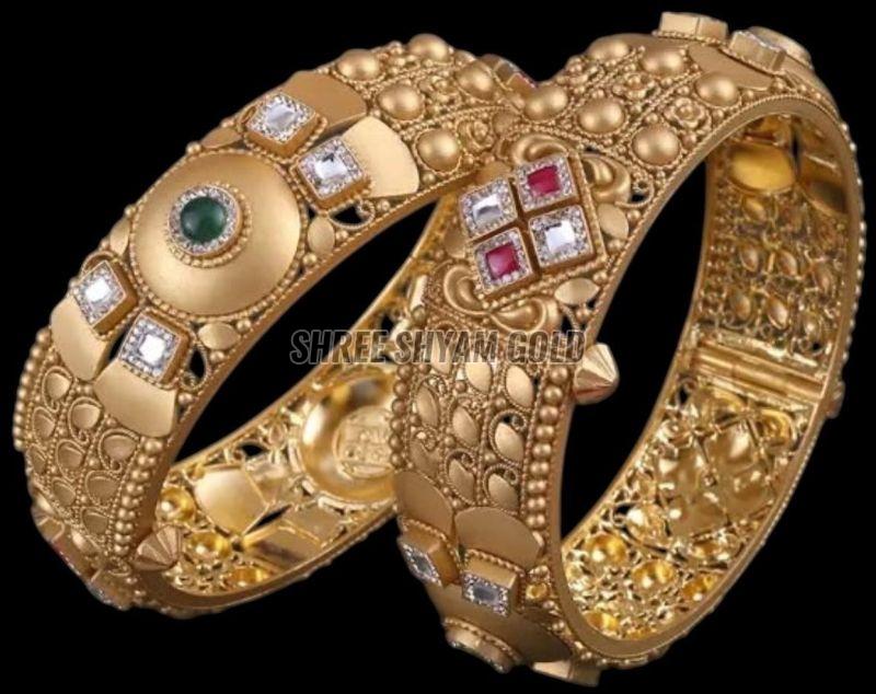 Traditional Antique Gold Kundan Bangle Set