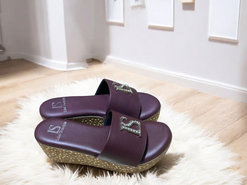 Ls Maroon Vegan Leather Ladies Heel