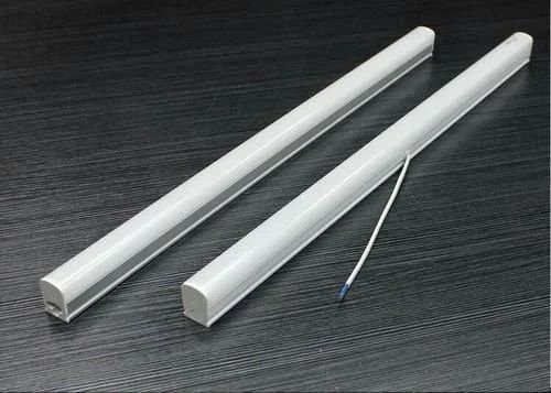 10 Watt T5 LED Tube Light