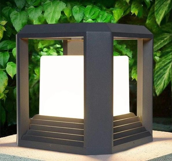 Classic Cube Outdoor Gate Light