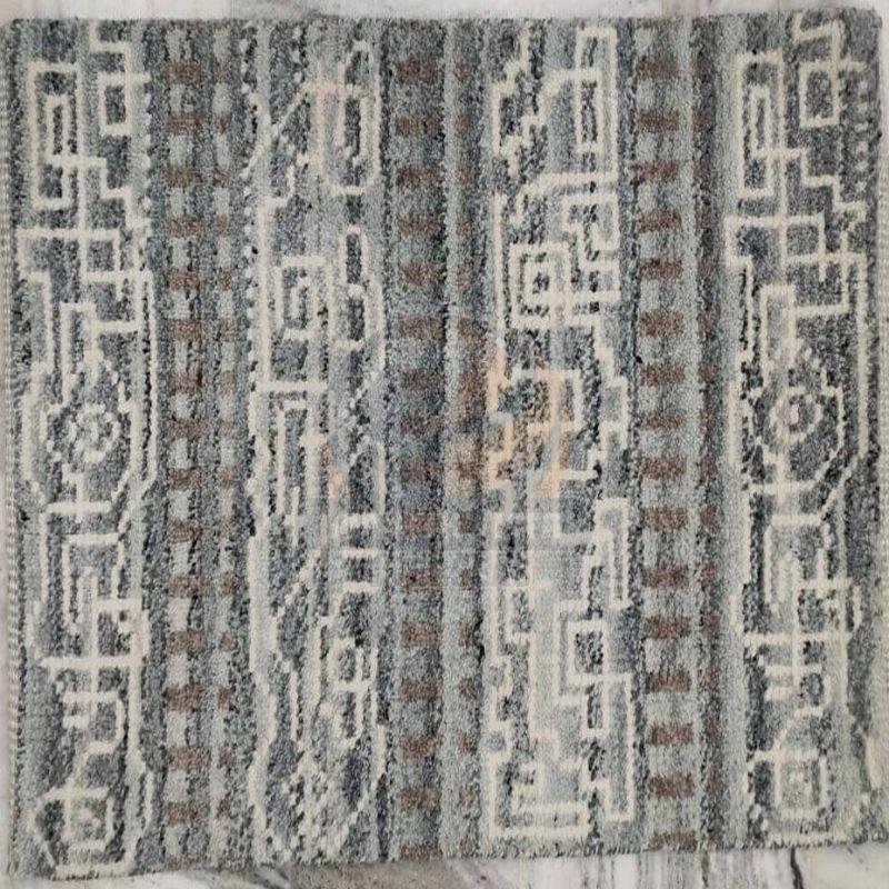 Geometric Patterned Woolen Hand Tufted Rug