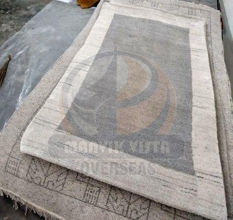 Light Grey Border Grey Wool Viscose Handloom Rug