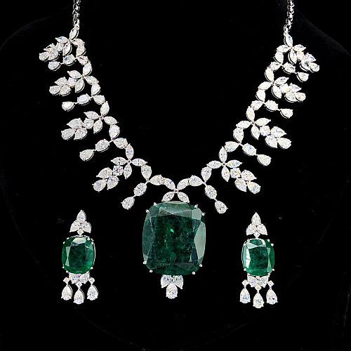 Lab Grown Diamond Necklace Set with Emerald Stone