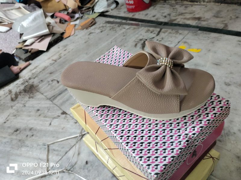 Brown Flower Design Heeled Ladies Sandal