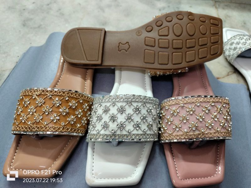 Embroidered Handcrafted Flat Ladies Slipper
