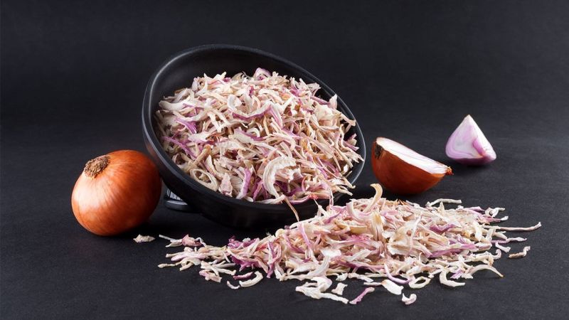 Onion Flakes